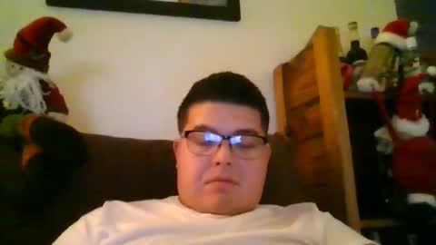 Snapshot of edwins777 chatting on 02/07/25, 06:03 Nicky789 online show from 02/07/25, 06:03