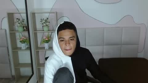 EdyLucianni online show from 07/11/26, 11:24
