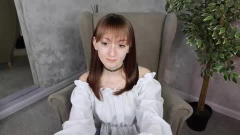 Snapshot of effie7 chatting on 12/01/25, 07:57 Effie online show from 12/01/25, 07:57