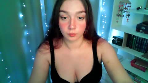 effie_balconii online show from 02/22/25, 03:25