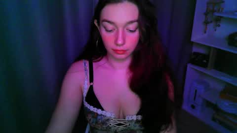 effie_balconii online show from 11/26/25, 02:07