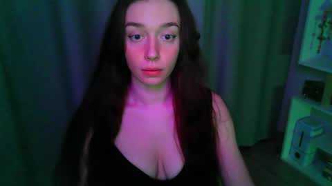 effie_balconii online show from 12/19/25, 02:13