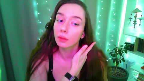 effie_balconii online show from 02/02/26, 12:15