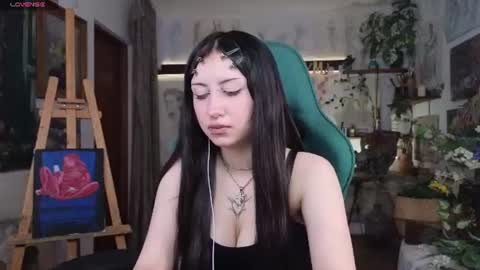 effiemeowley online show from 06/12/26, 08:02