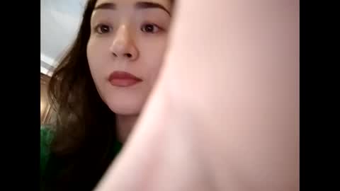 Effy online show from 12/18/24, 09:47