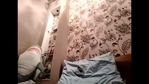 Effy online show from 12/14/25, 01:05