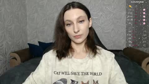 Snapshot of effy_gray chatting on 01/11/26, 02:49 Anna online show from 01/11/26, 02:49