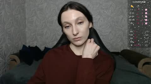 Snapshot of effy_gray chatting on 02/03/26, 02:53 Anna online show from 02/03/26, 02:53