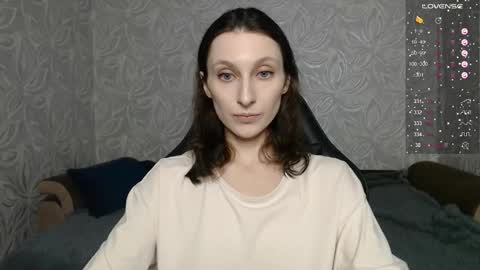 Snapshot of effy_gray chatting on 03/04/26, 01:00 Anna online show from 03/04/26, 01:00