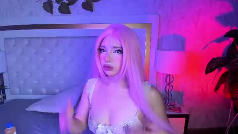 Snapshot of effy_kesster chatting on 06/12/26, 12:15 effy_kesster online show from 06/12/26, 12:15