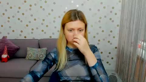 Effy online show from 12/05/24, 07:38