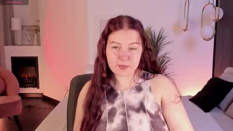 Effy online show from 10/22/25, 01:44