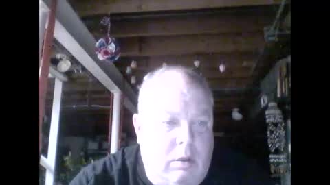 Snapshot of efriff chatting on 04/19/26, 09:30 efriff online show from 04/19/26, 09:30