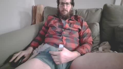 Snapshot of eggplantout chatting on 01/26/25, 12:58 Eggplant Out online show from 01/26/25, 12:58