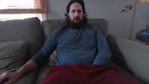 Snapshot of eggplantout chatting on 11/09/25, 04:49 Eggplant Out online show from 11/09/25, 04:49