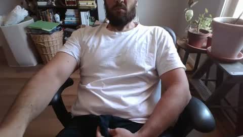 Eggplant Out online show from 06/13/26, 05:33