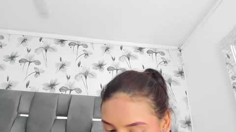 Valery online show from 10/21/25, 06:19