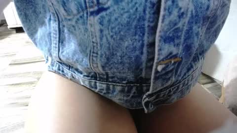 Snapshot of eibby_princess chatting on 03/07/25, 06:02   online show from 03/07/25, 06:02