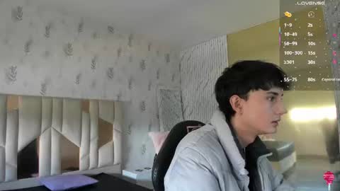 eidan_tay online show from 06/11/26, 07:23