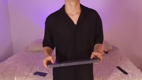 Snapshot of eiden_blake chatting on 11/21/25, 12:59 Eiden Blake online show from 11/21/25, 12:59