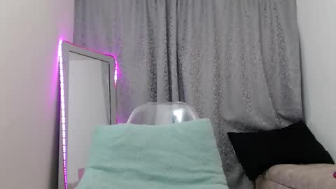 Snapshot of eileenqueen23 chatting on 11/30/25, 07:40 Eileen online show from 11/30/25, 07:40