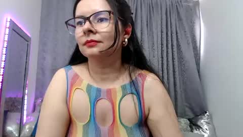 Eileen online show from 06/26/26, 07:51