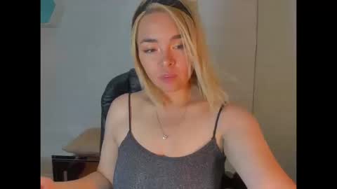 Eily online show from 10/15/25, 08:09