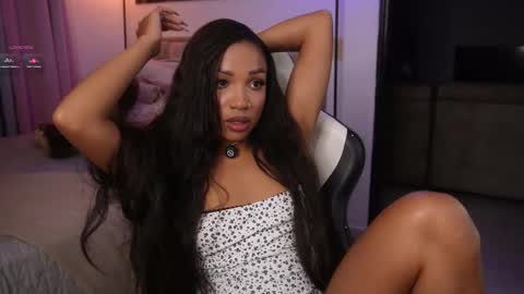 eimi   online show from 11/29/25, 03:42