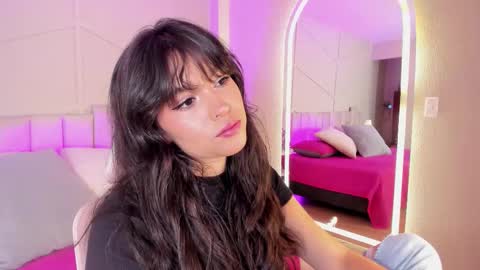 Snapshot of eimmy_bm chatting on 10/30/25, 07:25 eimmy_bm online show from 10/30/25, 07:25