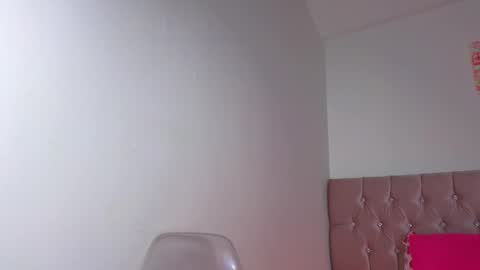 eimy__cute online show from 09/16/25, 07:37