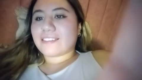 EIMY   MODEL INDEPENDENT online show from 07/26/26, 03:58