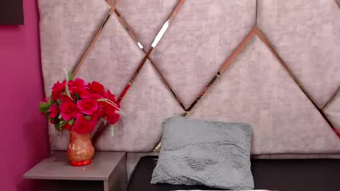 eimy_cutte online show from 01/17/25, 07:27