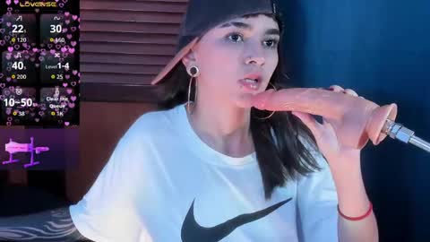 eimy_salome15 online show from 05/10/26, 06:02