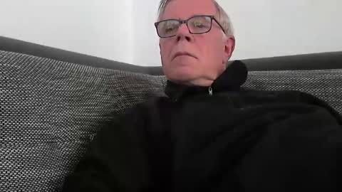 eisbaer1957 online show from 01/12/25, 02:30