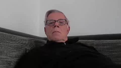 eisbaer1957 online show from 01/26/25, 11:50