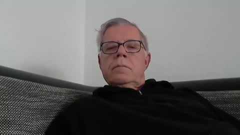 eisbaer1957 online show from 02/23/25, 07:44