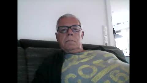 Snapshot of eisbaer1957 chatting on 06/03/26, 05:51 eisbaer1957 online show from 06/03/26, 05:51