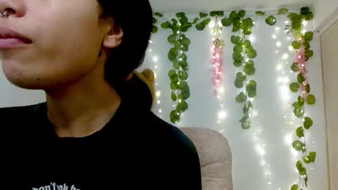 Snapshot of eiviiy1609 chatting on 11/03/25, 01:56 eiviiy1609 online show from 11/03/25, 01:56