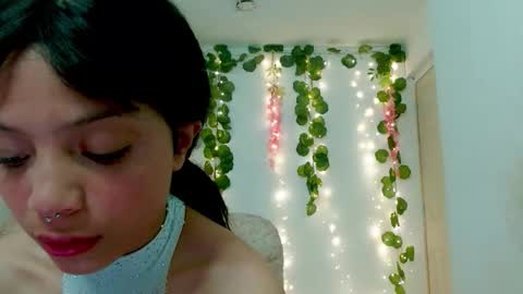 Snapshot of eiviiy1609 chatting on 11/14/25, 01:54 eiviiy1609 online show from 11/14/25, 01:54