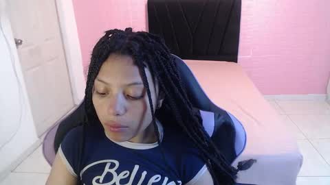 Snapshot of eiviiy1609 chatting on 12/02/25, 01:50 eiviiy1609 online show from 12/02/25, 01:50