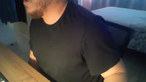 Juan Pablo M online show from 11/17/25, 06:24