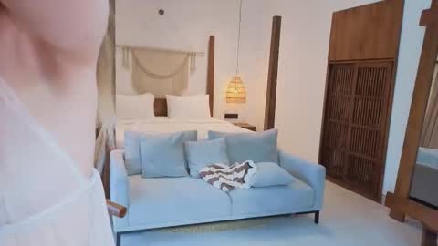 please read my bio there is information about private shows and about my personality online show from 12/17/25, 11:11