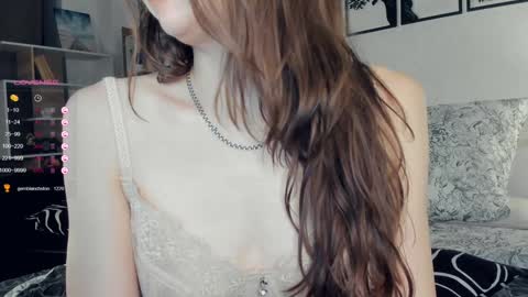 Elis 3 online show from 01/04/25, 12:05