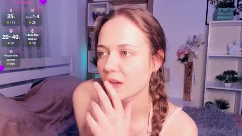 Elis 3 online show from 10/21/25, 09:15