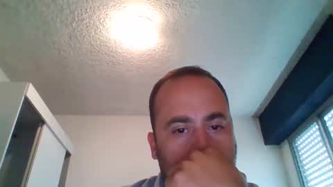 Snapshot of el_puro chatting on 12/16/25, 08:47 Puro online show from 12/16/25, 08:47