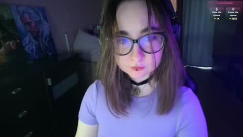 If you like it when I meow give me a thumbs up online show from 12/03/24, 10:06