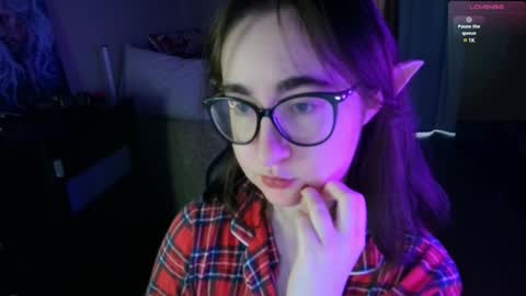 If you like it when I meow give me a thumbs up online show from 12/09/24, 10:11