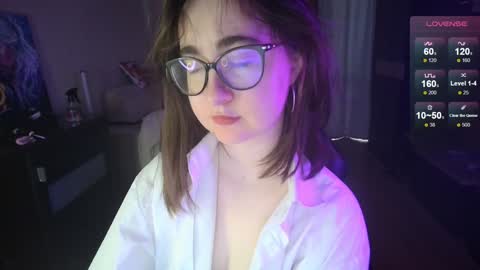 If you like it when I meow give me a thumbs up online show from 12/12/24, 10:02