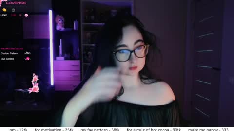 If you like it when I meow give me a thumbs up online show from 03/26/26, 10:32