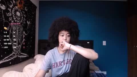 Ela  Help me reach 100 thumbs up online show from 10/16/25, 07:37